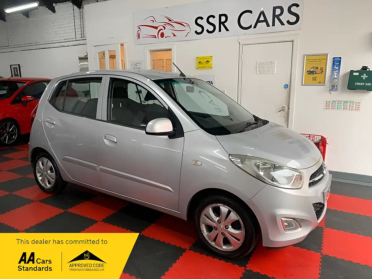 Used 2012 Hyundai i10 Active Silver - Front View
