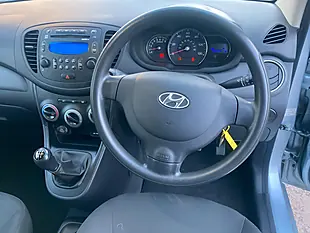 Used 2012 Hyundai I10 Active Silver - Interior and Exterior details 17
