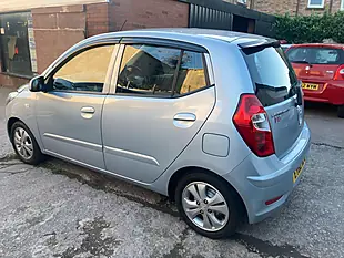 Used 2012 Hyundai I10 Active Silver - Interior and Exterior details 4