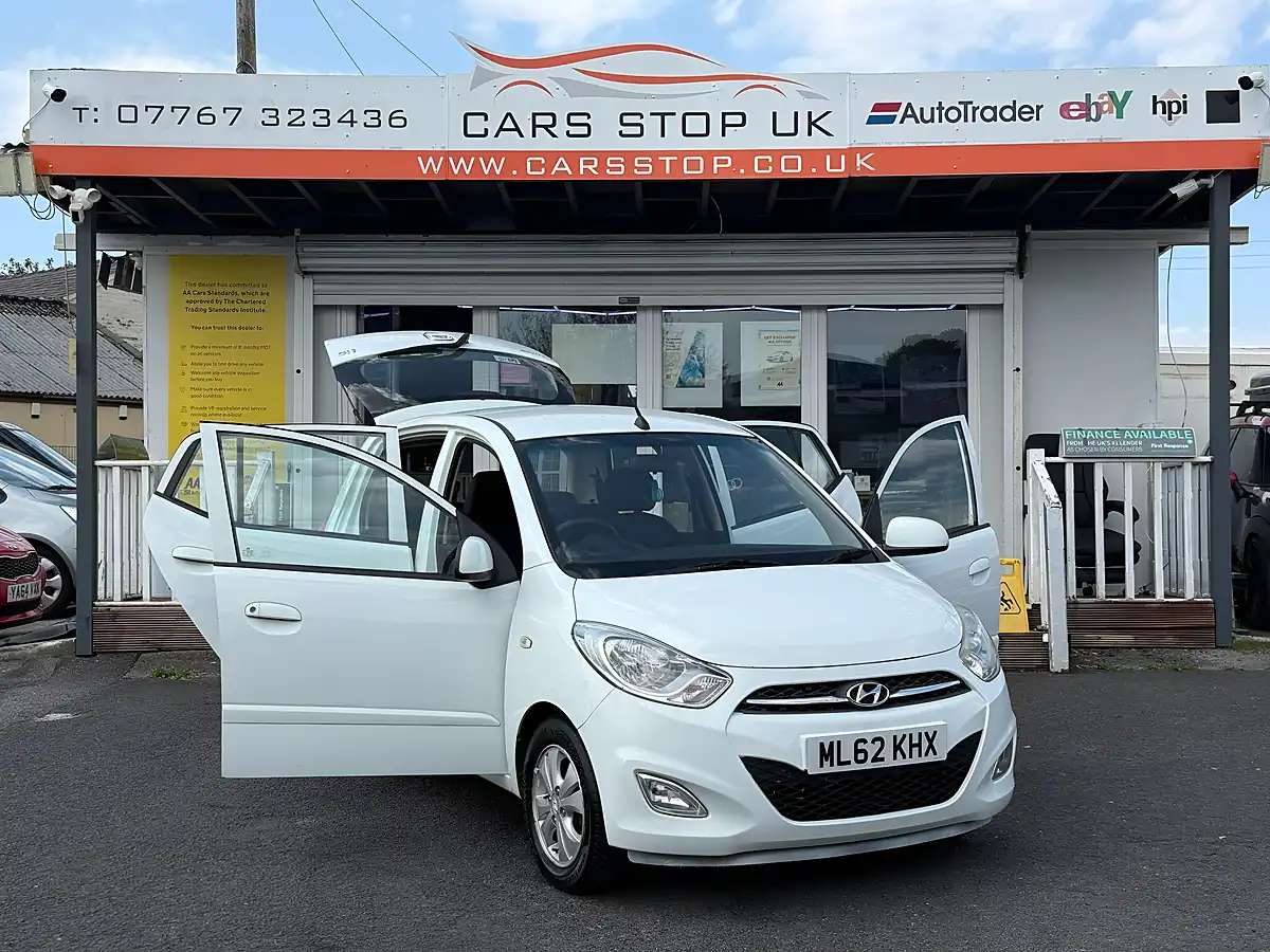 Used 2012 Hyundai I10 Active White - Interior and Exterior details 11