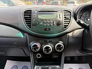 Used 2012 Hyundai I10 Active White - Interior and Exterior details 14