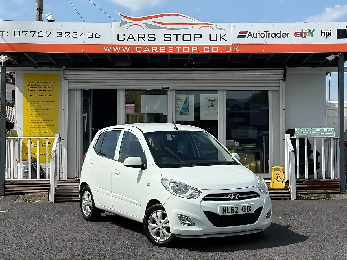 Used 2012 Hyundai I10 Active White - Interior and Exterior details 5