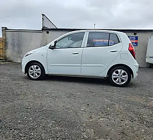 Used 2012 Hyundai i10 Active White - Interior and Exterior details 16