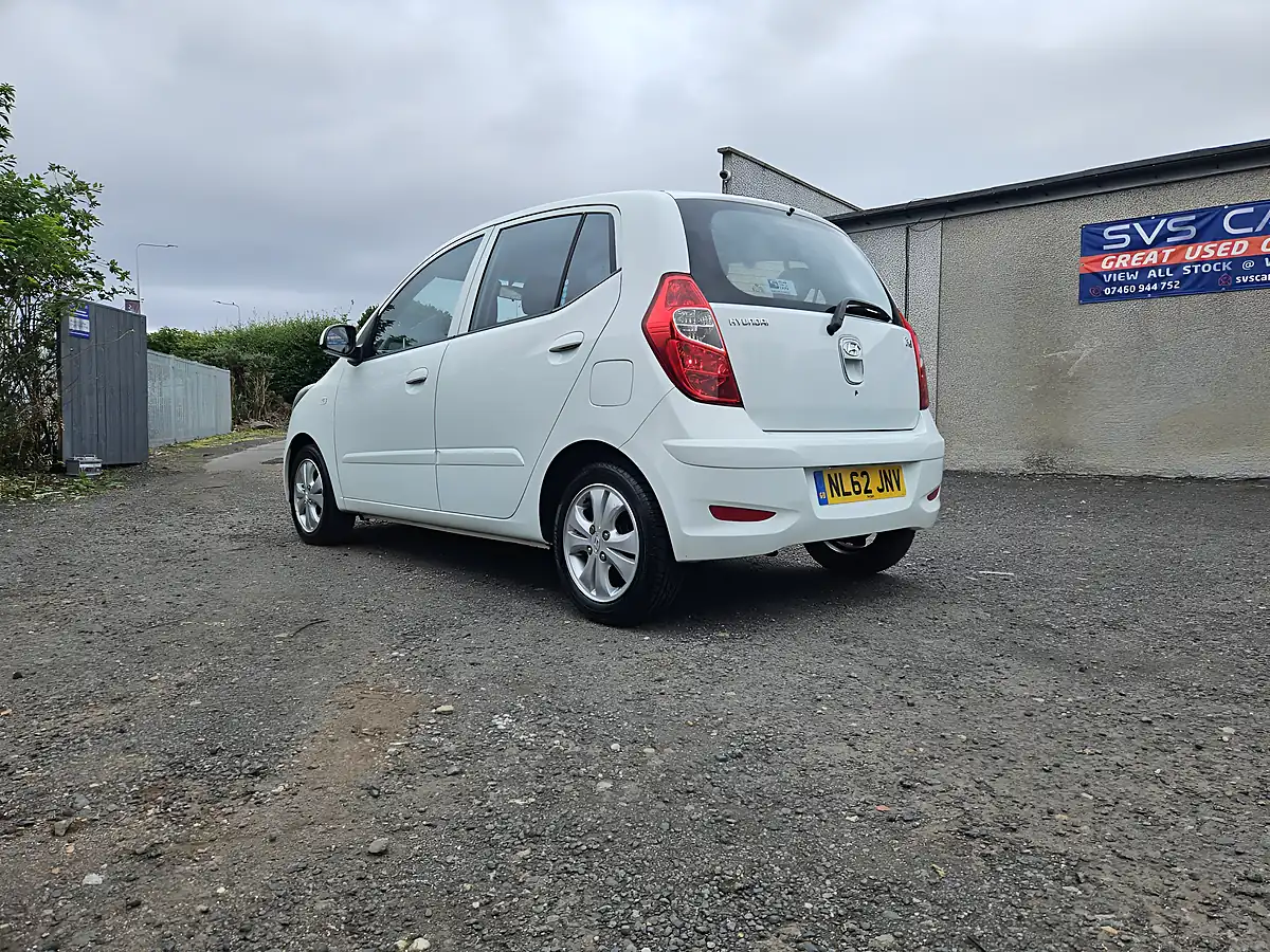 Used 2012 Hyundai i10 Active White - Interior and Exterior details 17