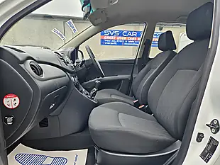 Used 2012 Hyundai i10 Active White - Interior and Exterior details 9