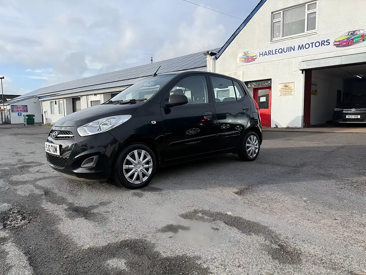 Used 2012 Hyundai i10 Classic Black - Front View