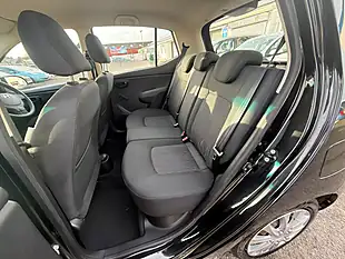 Used 2012 Hyundai i10 Classic Black - Interior and Exterior details 15