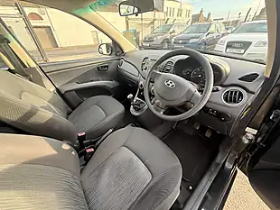 Used 2012 Hyundai i10 Classic Black - Interior and Exterior details 9