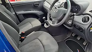 Used 2012 Hyundai i10 Classic Blue - Interior and Exterior details 16