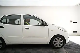 Used 2012 Hyundai I10 Classic White - Interior and Exterior details 4
