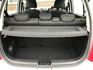 Used 2012 Hyundai I10 Classic White - Interior and Exterior details 10