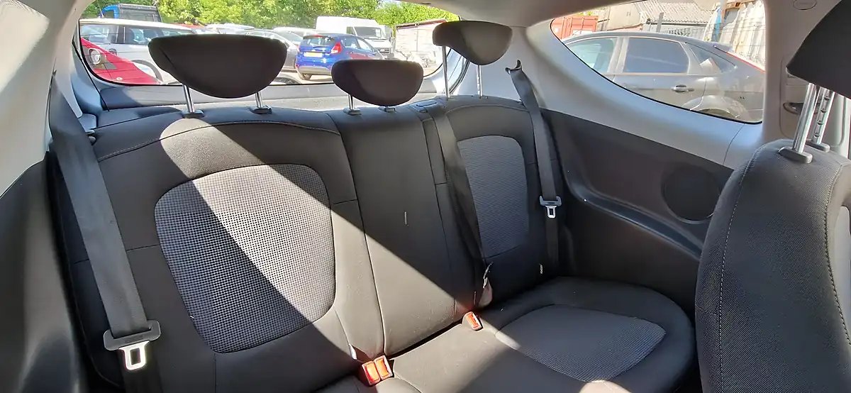 Used 2012 Hyundai I20 Active Blue - Interior and Exterior details 14