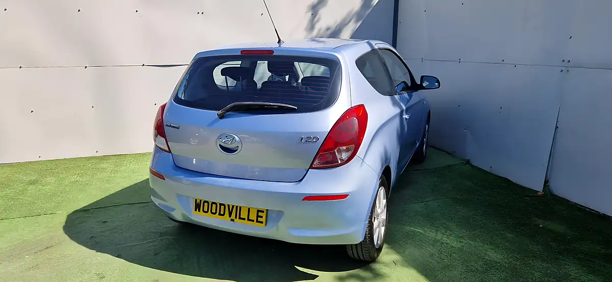 Used 2012 Hyundai I20 Active Blue - Interior and Exterior details 8