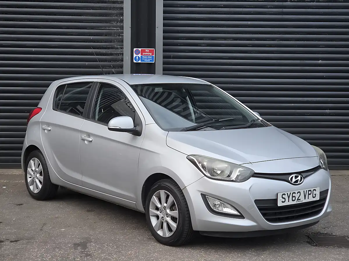 Used 2012 Hyundai I20 Active Silver - Interior and Exterior details 2