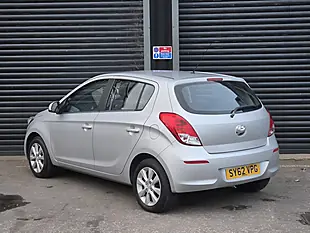 Used 2012 Hyundai I20 Active Silver - Interior and Exterior details 9