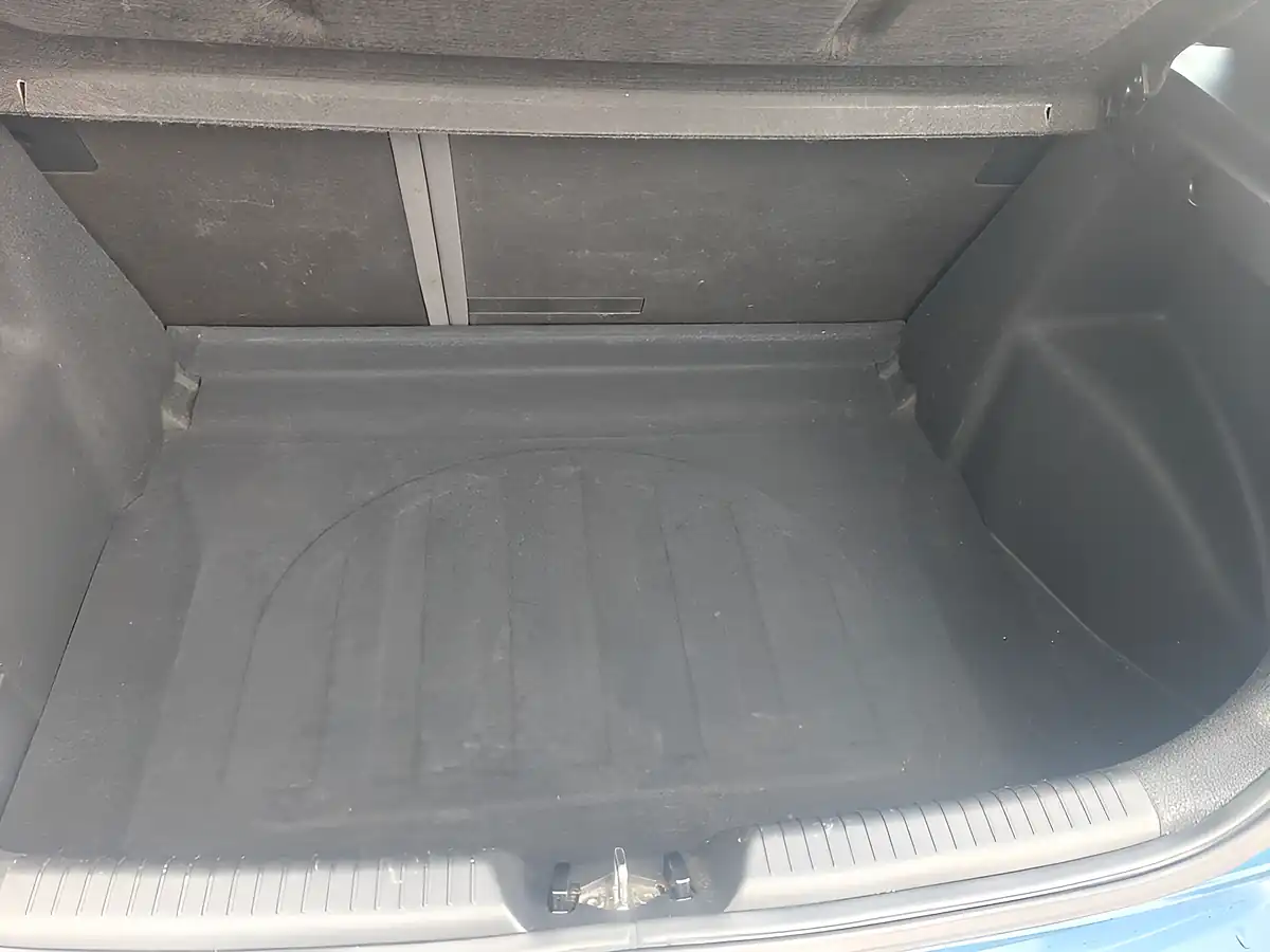 Used 2012 Hyundai I30 Active Blue - Interior and Exterior details 10