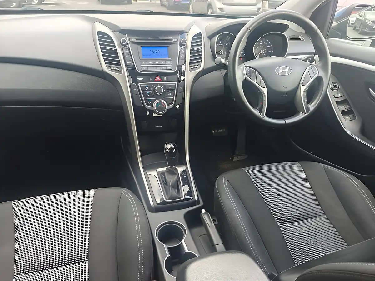 Used 2012 Hyundai I30 Active Blue - Interior and Exterior details 6