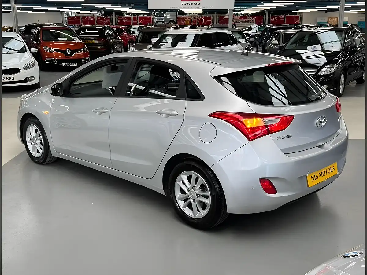 Used 2012 Hyundai i30 Active Silver - Interior and Exterior details 20