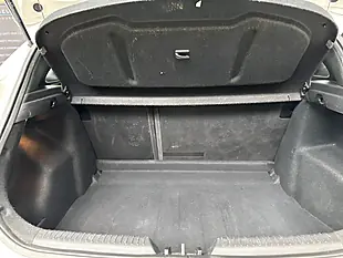 Used 2012 Hyundai I30 Blue Drive Active Creamy White - Interior and Exterior details 19