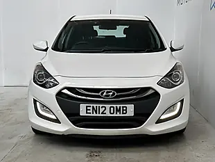 Used 2012 Hyundai I30 Blue Drive Active Creamy White - Interior and Exterior details 2