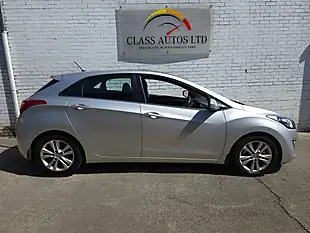 Used 2012 Hyundai I30 Blue Drive Style Silver - Interior and Exterior details 10