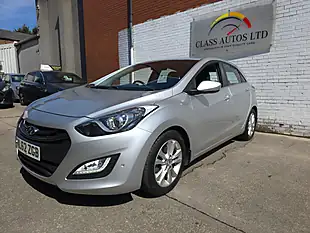 Used 2012 Hyundai I30 Blue Drive Style Silver - Interior and Exterior details 3