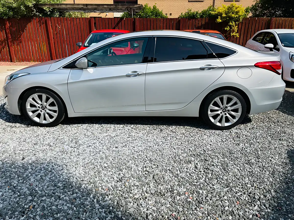Used 2012 Hyundai i40 Premium Silver - Interior and Exterior details 19