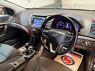 Used 2012 Hyundai i40 Style Black - Interior and Exterior details 13