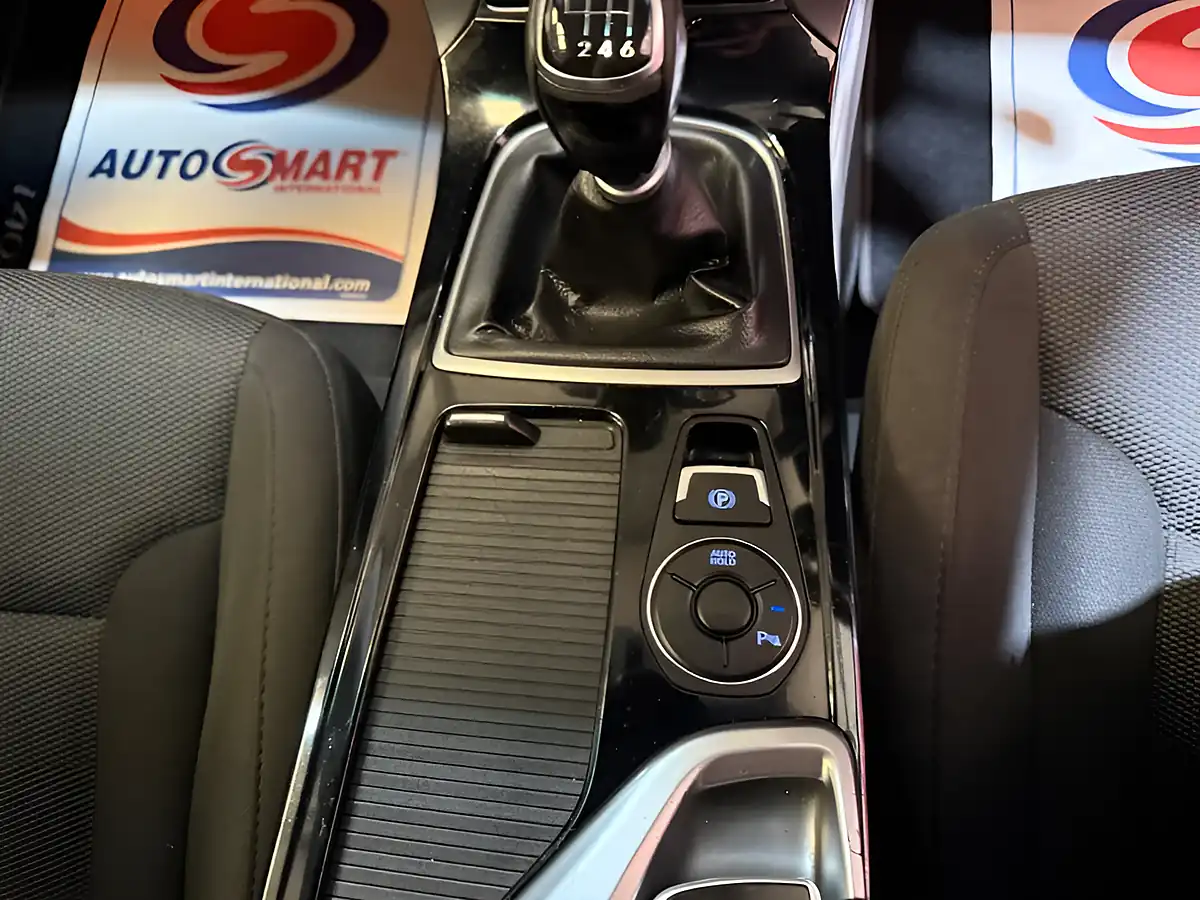 Used 2012 Hyundai i40 Style Black - Interior and Exterior details 15