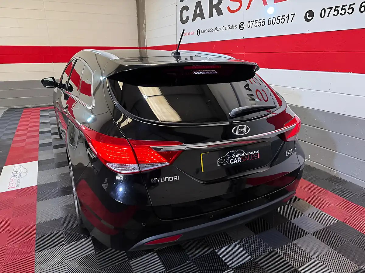 Used 2012 Hyundai i40 Style Black - Interior and Exterior details 4