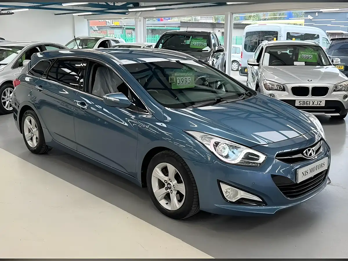 Used 2012 Hyundai i40 Style Blue - Interior and Exterior details 11