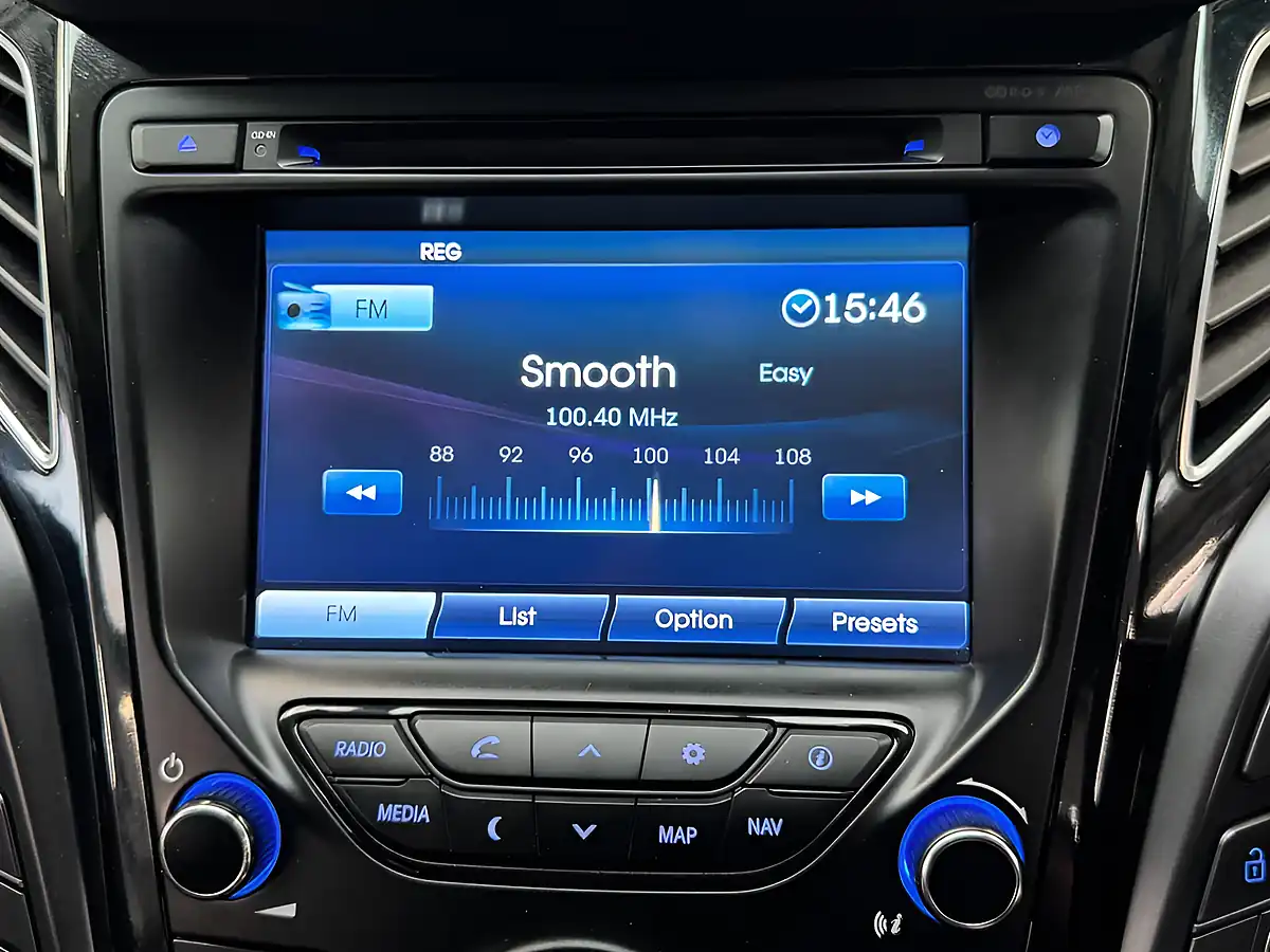 Used 2012 Hyundai i40 Style Blue - Interior and Exterior details 14