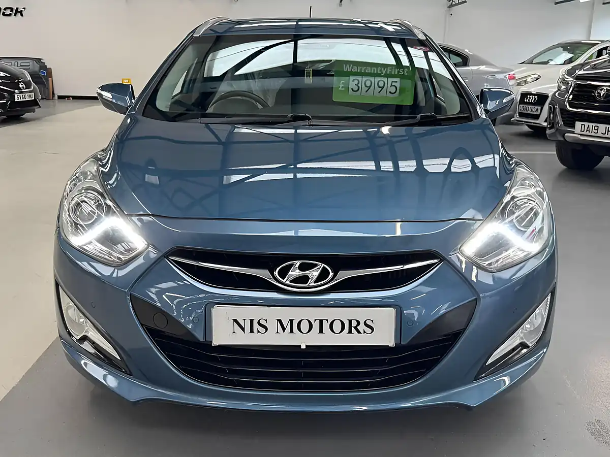 Used 2012 Hyundai i40 Style Blue - Interior and Exterior details 7