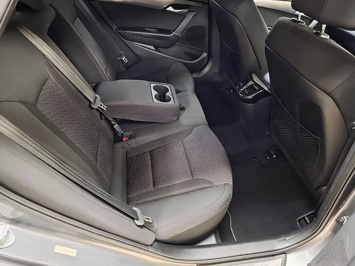 Used 2012 Hyundai i40 Style Silver - Interior and Exterior details 14