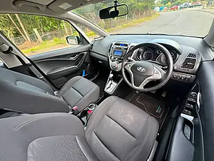 Used 2012 Hyundai IX20 Active Black - Interior and Exterior details 11