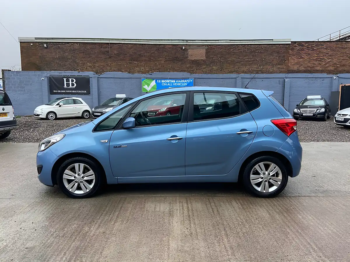 Used 2012 Hyundai Ix20 Active Blue - Interior and Exterior details 6