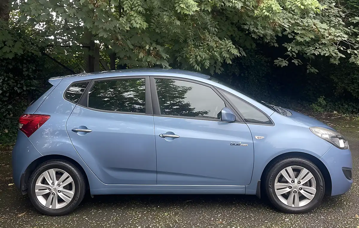 Used 2012 Hyundai ix20 Active Blue - Interior and Exterior details 2