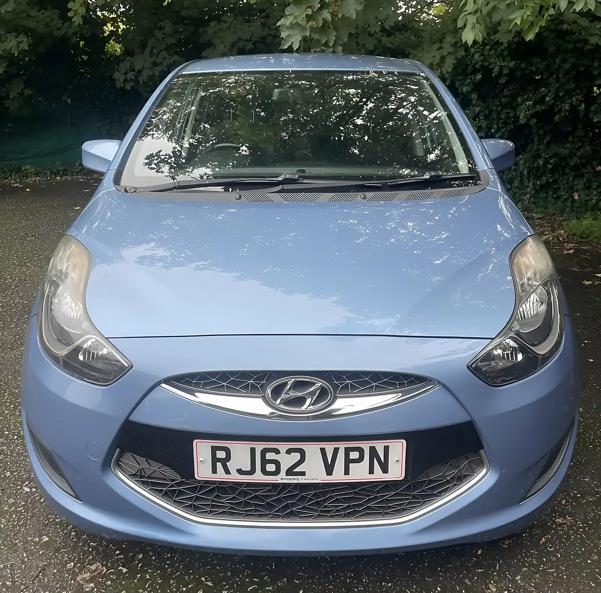 Used 2012 Hyundai ix20 Active Blue - Interior and Exterior details 5