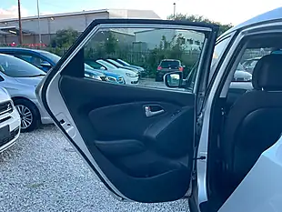 Used 2012 Hyundai ix35 Style Silver - Interior and Exterior details 17