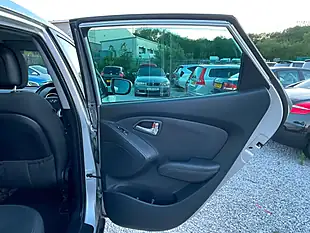 Used 2012 Hyundai ix35 Style Silver - Interior and Exterior details 18