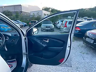 Used 2012 Hyundai ix35 Style Silver - Interior and Exterior details 19