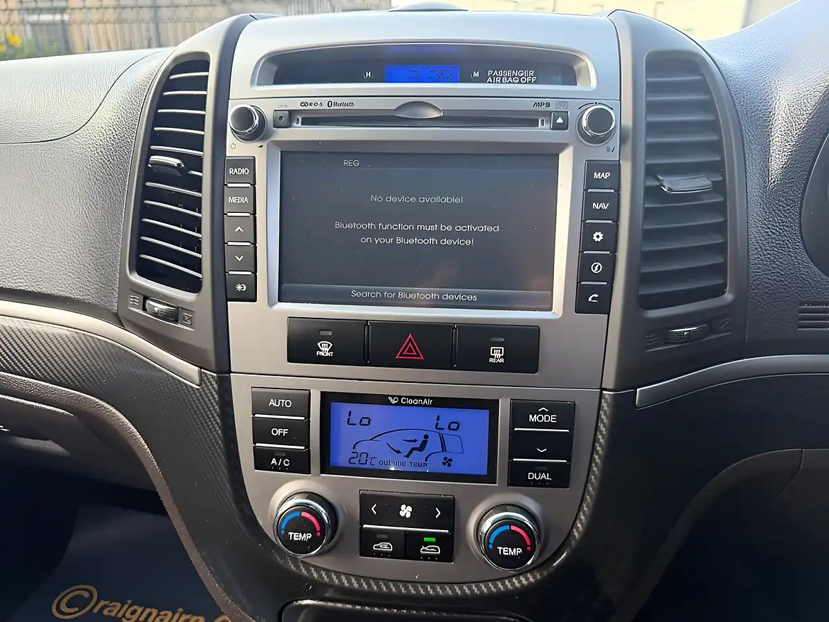 Used 2012 Hyundai Santa Fe Premium Silver - Interior and Exterior details 14