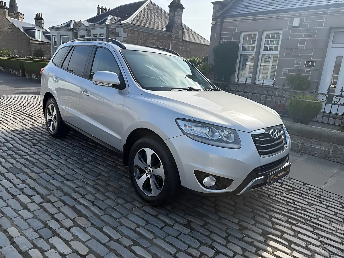 Used 2012 Hyundai Santa Fe Premium Silver - Interior and Exterior details 5