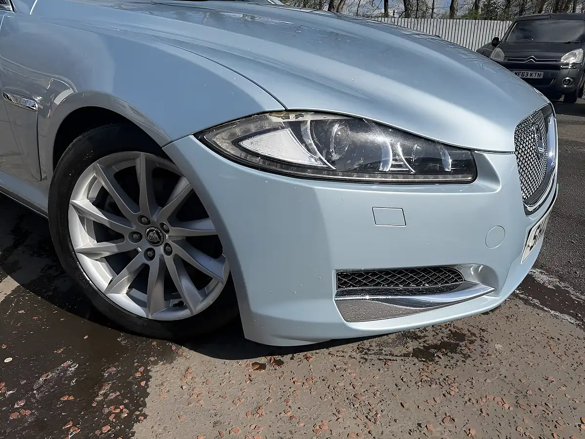 Used 2012 Jaguar Xf Luxury Blue - Interior and Exterior details 11