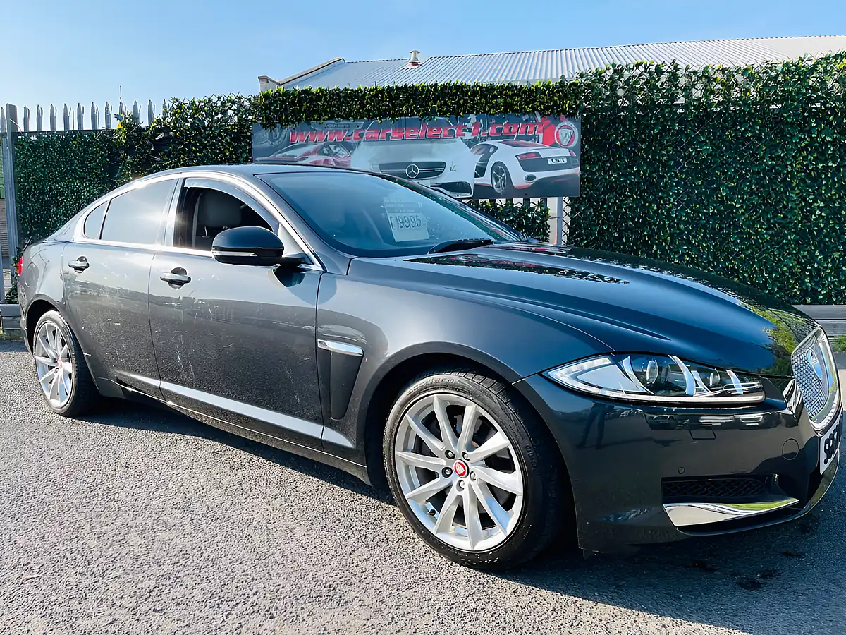 Used 2012 Jaguar Xf Luxury Grey - Front View