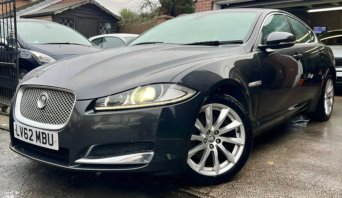 Used 2012 Jaguar Xf Luxury Grey Metallic - Interior and Exterior details 2