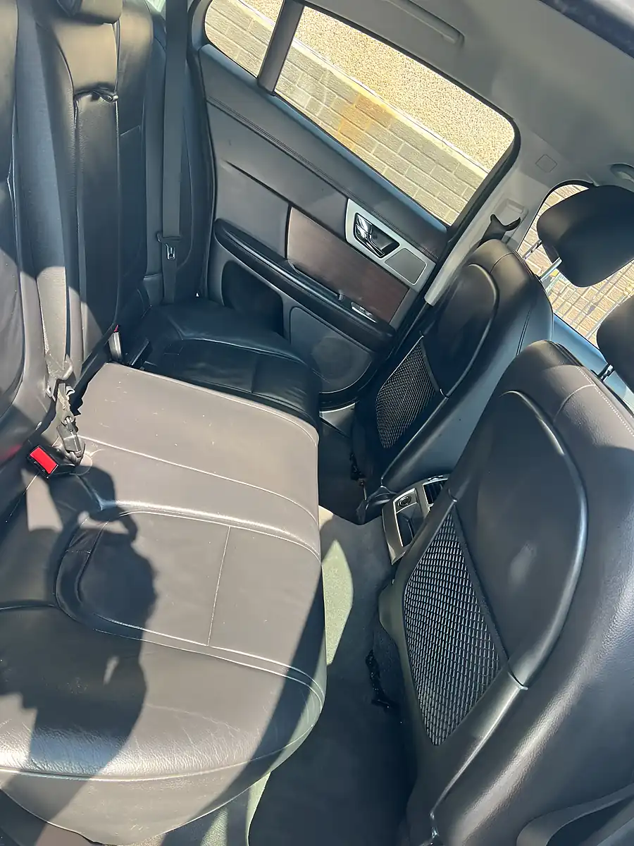 Used 2012 Jaguar Xf Luxury Silver Metallic - Interior and Exterior details 11