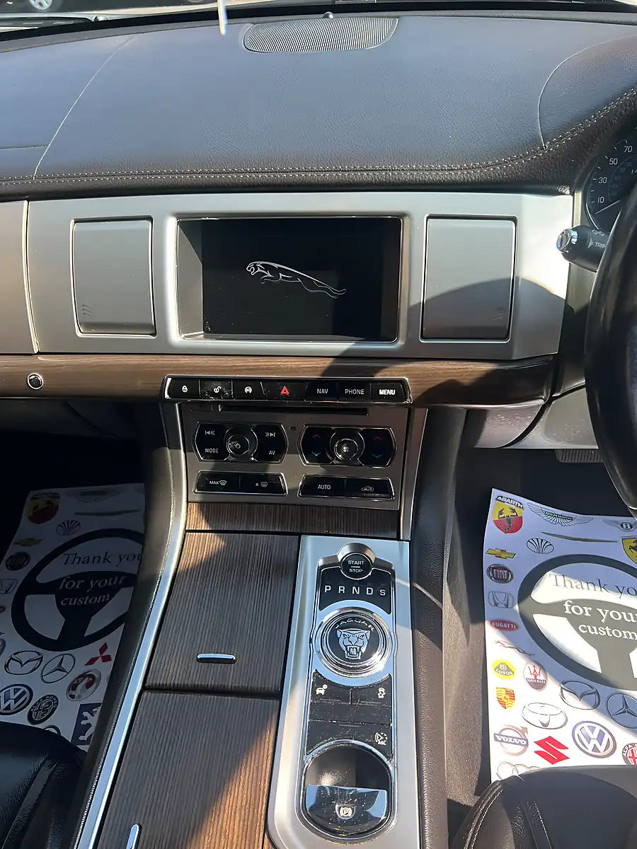 Used 2012 Jaguar Xf Luxury Silver Metallic - Interior and Exterior details 9