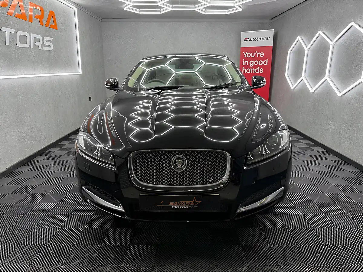 Used 2012 Jaguar Xf Portfolio Black - Interior and Exterior details 3