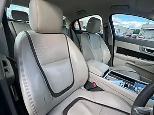 Used 2012 Jaguar Xf Portfolio Lunar Grey - Interior and Exterior details 19